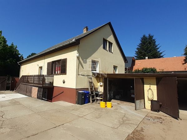Eladó Debrecen Családi ház