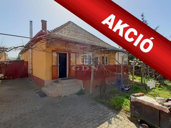 Eladó Debrecen Családi ház