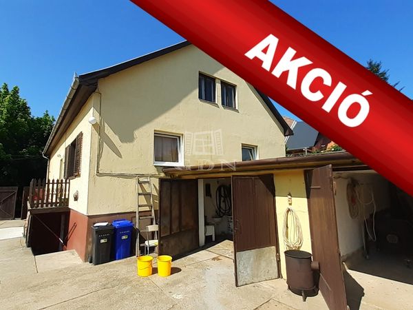 Eladó Debrecen Családi ház