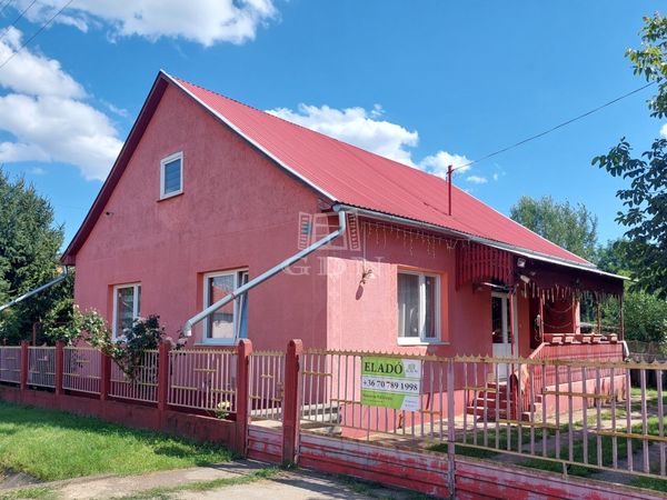 Eladó Hajdúdorog Családi ház