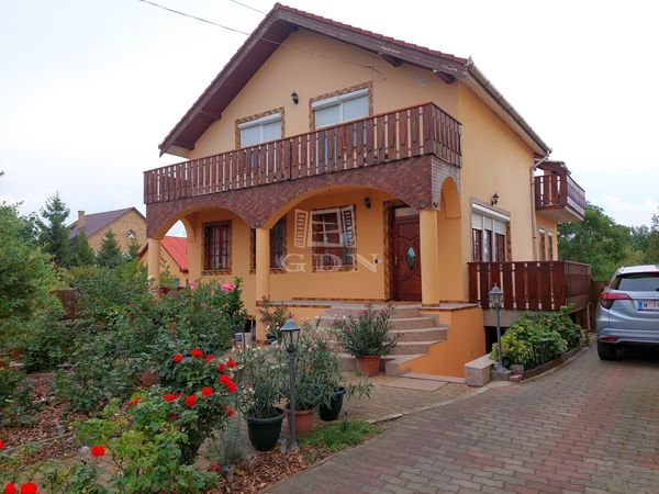 For sale Újfehértó Family House