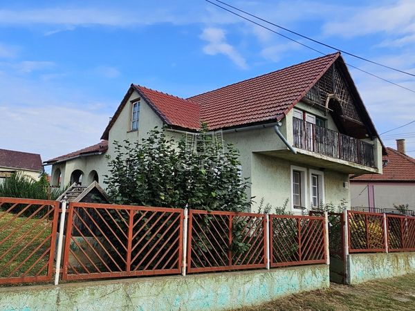 For sale Hajdúdorog Family House