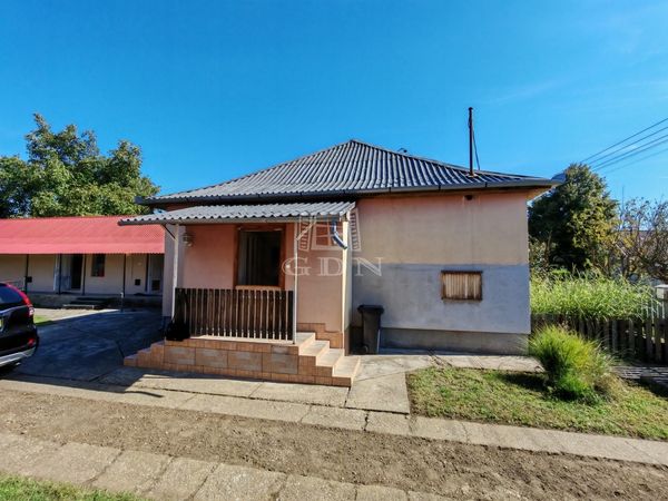 For sale Ebes Family House