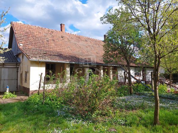 出卖 Hajdúnánás 双面别墅