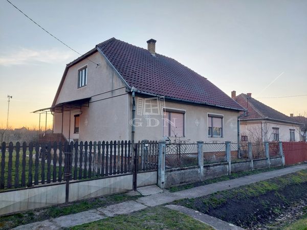 Verkauf Görbeháza Einfamilienhaus