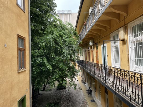 出卖 Budapest VII. kerület 公寓房（砖头）