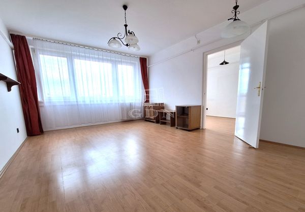 Eladó Budapest X. kerület Lakás