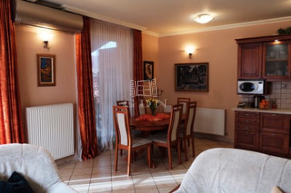 For sale Vecsés Semidetached house