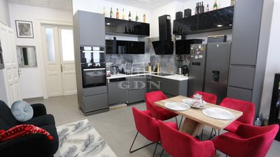 Budapest, II. kerület Lakás - 124.700.000 Ft