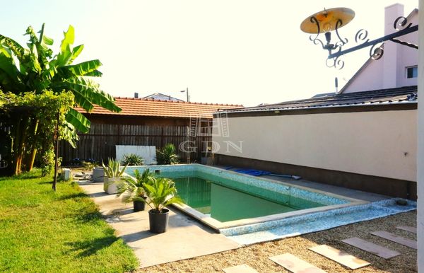 Vânzare Vecsés Casa Familiala