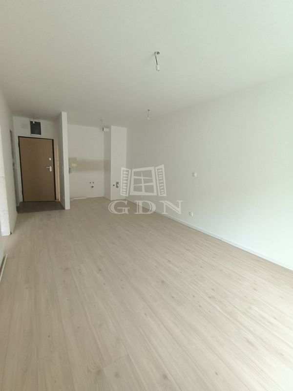 Eladó Budapest XIII. kerület Lakás (téglaépítésű)