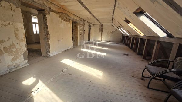 Eladó Budapest V. kerület Lakás