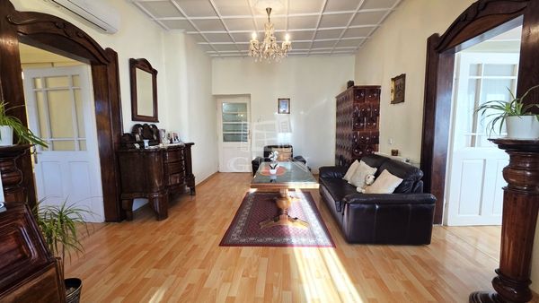 Eladó Biatorbágy Családi ház