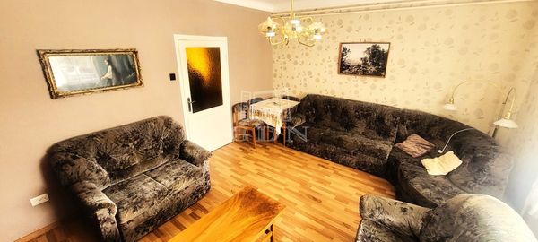 出卖 Budaörs 家庭别墅