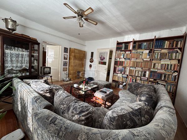 For sale Bana Family House