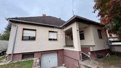 Bábolna Családi ház - 83.000.000 Ft