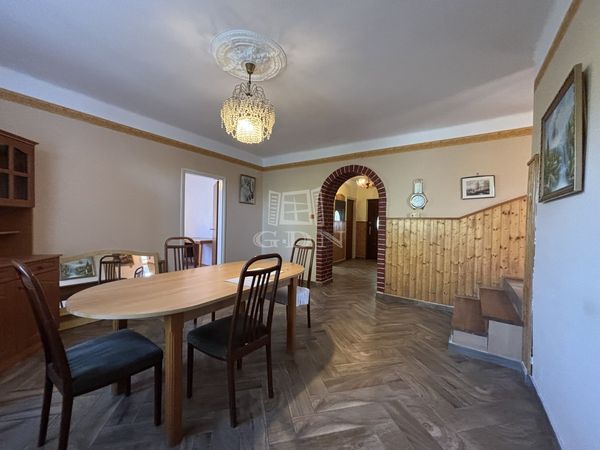 Eladó Győr Lakás (téglaépítésű)