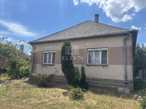 For sale Bőny Family House