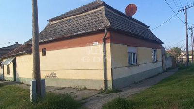 Nagybaracska Családi ház - 7.500.000 Ft