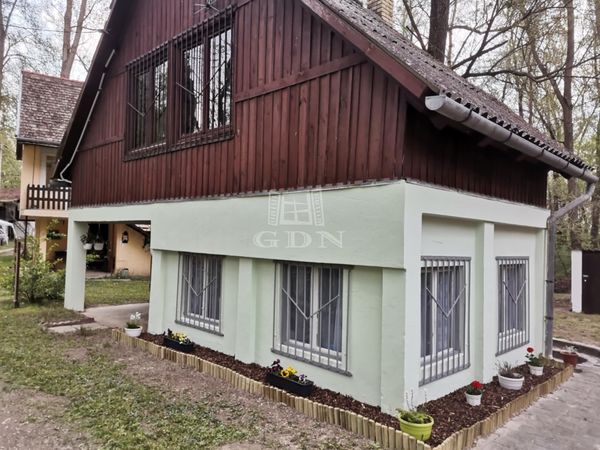 Eladó Baja Nyaraló