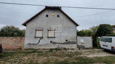 Nagybaracska Családi ház - 4.599.000 Ft