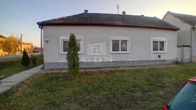 Hajós 家庭别墅 - 23.500.000 HUF