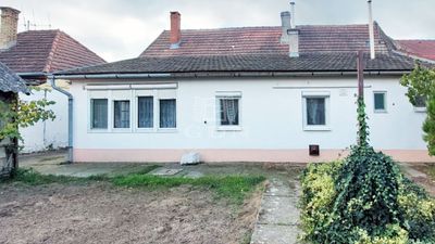 Baja Einfamilienhaus - 38.000.000 HUF