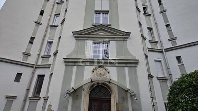 Pécs  - 66.400.000 HUF