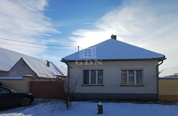 Eladó Bátmonostor Családi ház