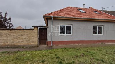 Baja Ikerház - 59.000.000 Ft