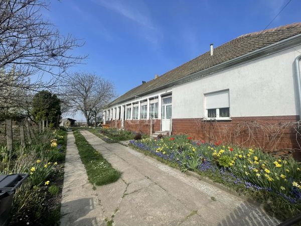 Eladó Gara Családi ház