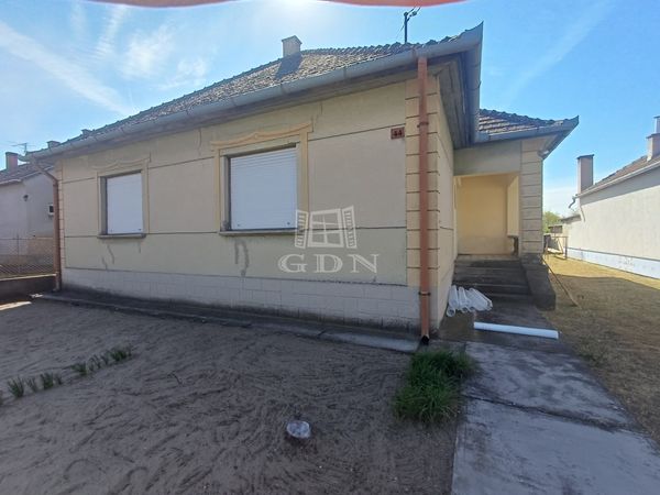 For sale Kelebia Family House