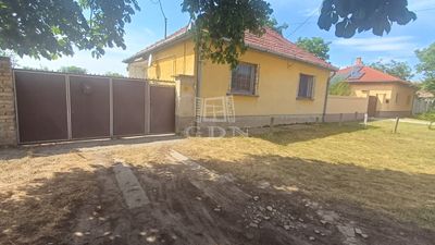 Sükösd Einfamilienhaus - 17.500.000 HUF