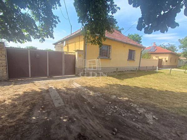 出卖 Sükösd 家庭别墅