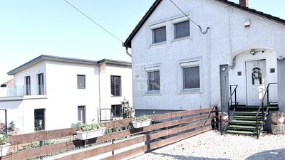 Mogyoród Einfamilienhaus - 114.999.900 HUF