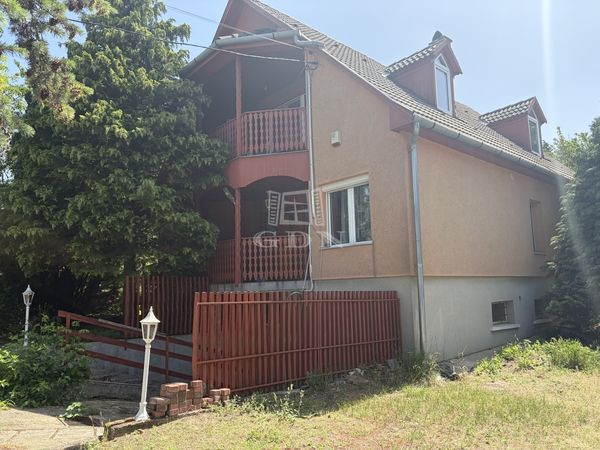 Vânzare Erdőkertes Casa Familiala