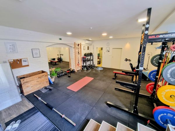 Kiadó Budapest XI. kerület Üzlethelyiség