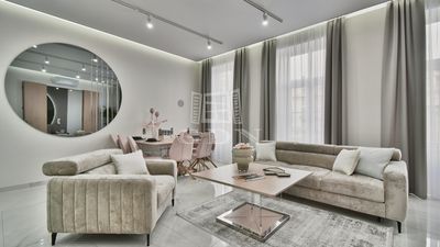 Budapest, V. kerület Locuinta - 349.000.000 HUF