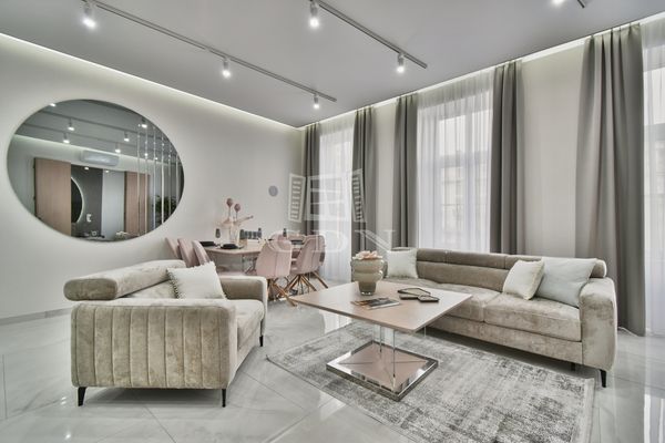 Vânzare Budapest V. kerület Locuinta (caramida)