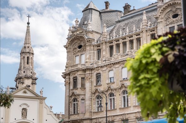 Vânzare Budapest V. kerület Locuinta (caramida)