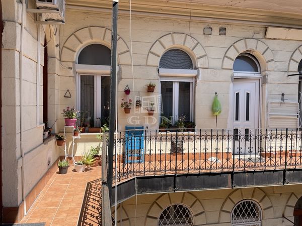Vânzare Budapest VI. kerület Locuinta (caramida)