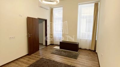 Budapest, VIII. kerület Lakás - 360.000 Ft