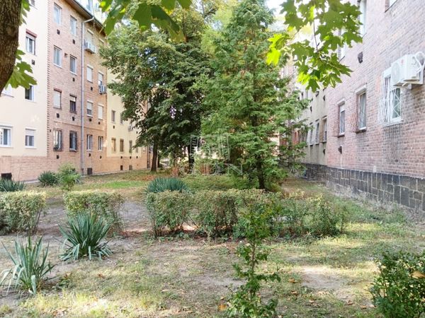 Vânzare Budapest X. kerület Locuinta (caramida)