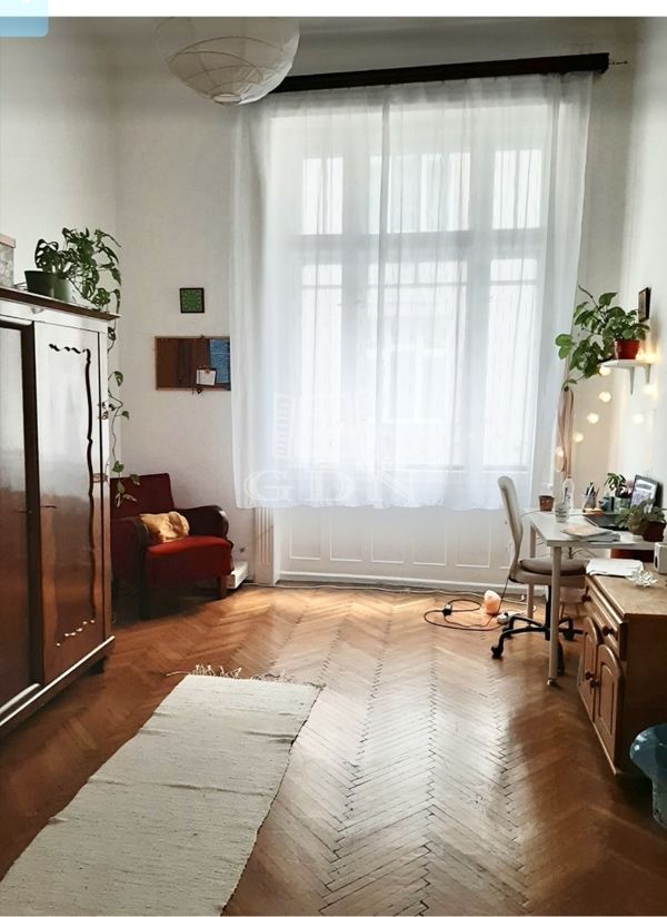 Eladó Budapest VIII. kerület Lakás (téglaépítésű)