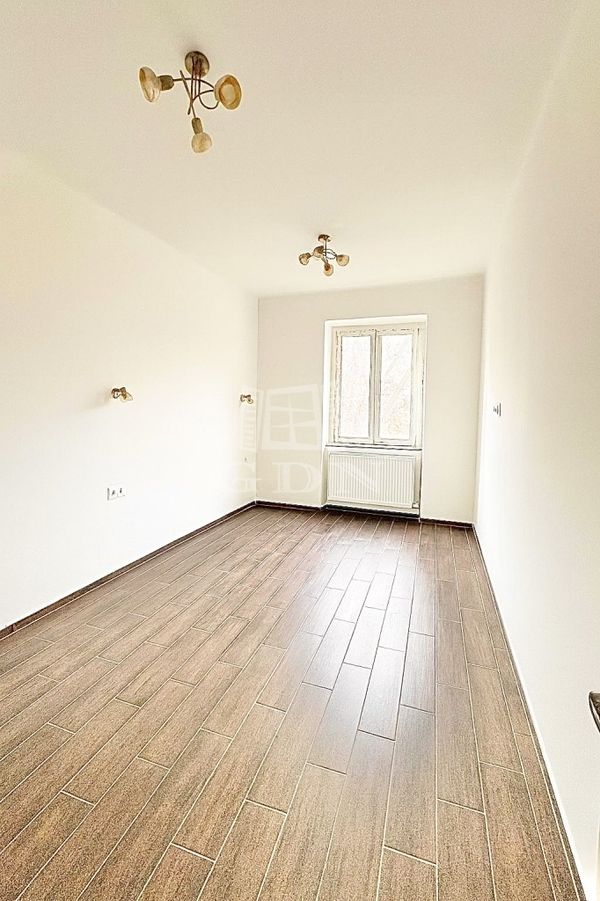 出卖 Budapest XX. kerület 公寓房（砖头）