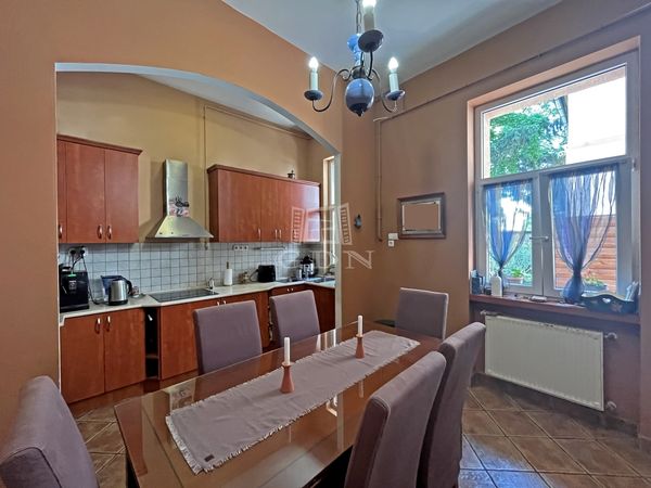 Eladó Budapest IV. kerület Lakás (téglaépítésű)