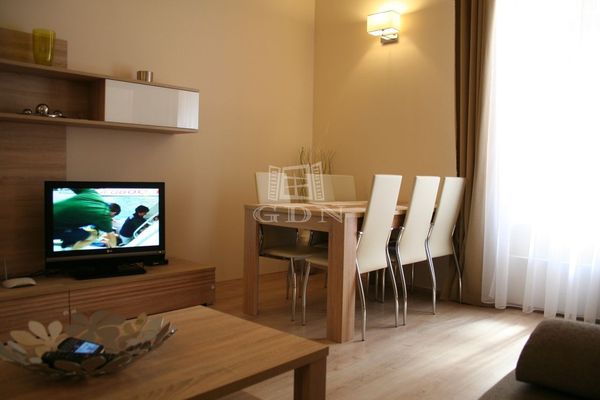 Eladó Budapest VI. kerület Lakás