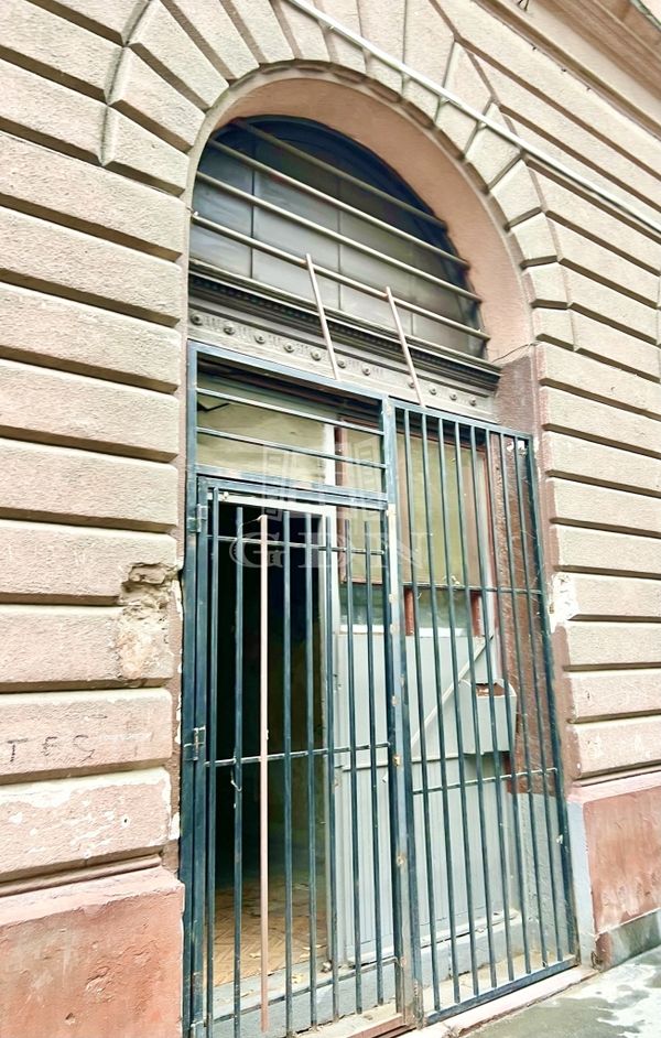 Eladó Budapest VII. kerület Lakás