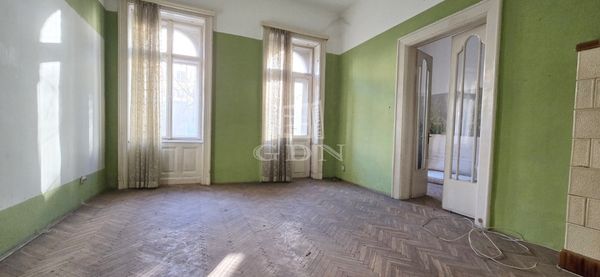 出卖 Budapest VII. kerület 公寓房