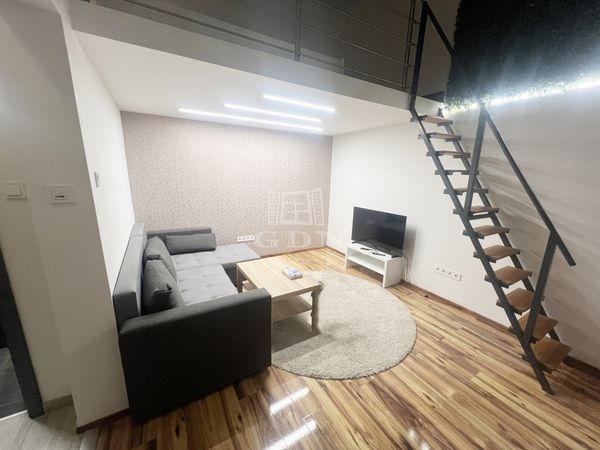 Eladó Budapest VIII. kerület Lakás (téglaépítésű)